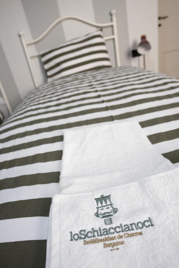 Lo Schiaccianoci Bed&Breakfast De Charme 斯卡佐罗夏特 外观 照片