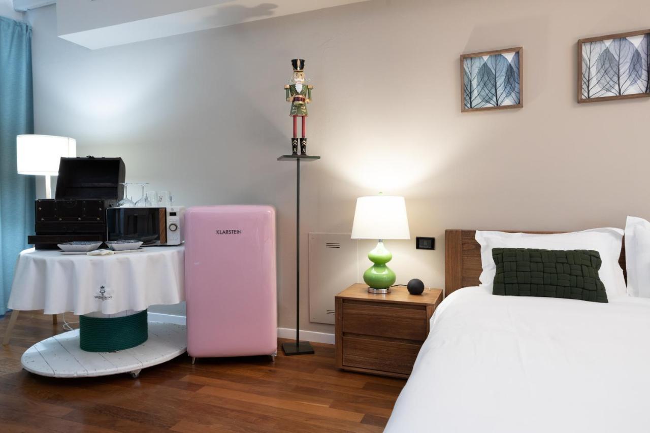 Lo Schiaccianoci Bed&Breakfast De Charme 斯卡佐罗夏特 外观 照片