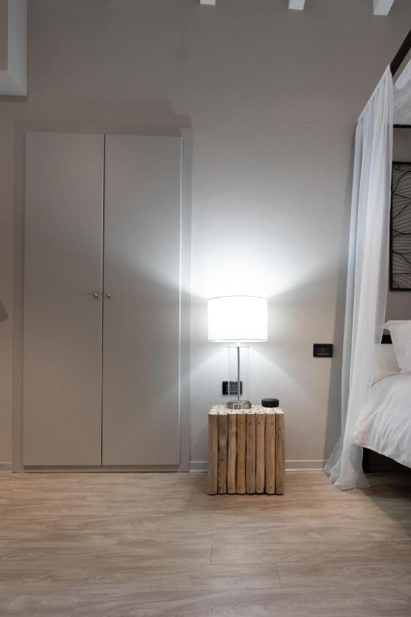 Lo Schiaccianoci Bed&Breakfast De Charme 斯卡佐罗夏特 外观 照片