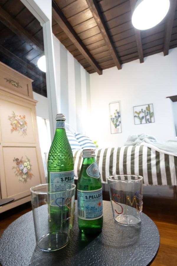 Lo Schiaccianoci Bed&Breakfast De Charme 斯卡佐罗夏特 外观 照片