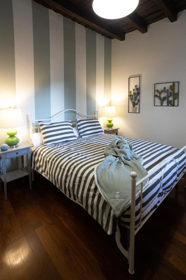 Lo Schiaccianoci Bed&Breakfast De Charme 斯卡佐罗夏特 外观 照片